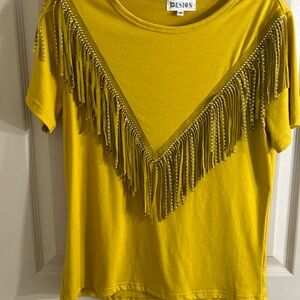 Pesion  short sleeved golden yellow Lg short with fringe a studs. So cute